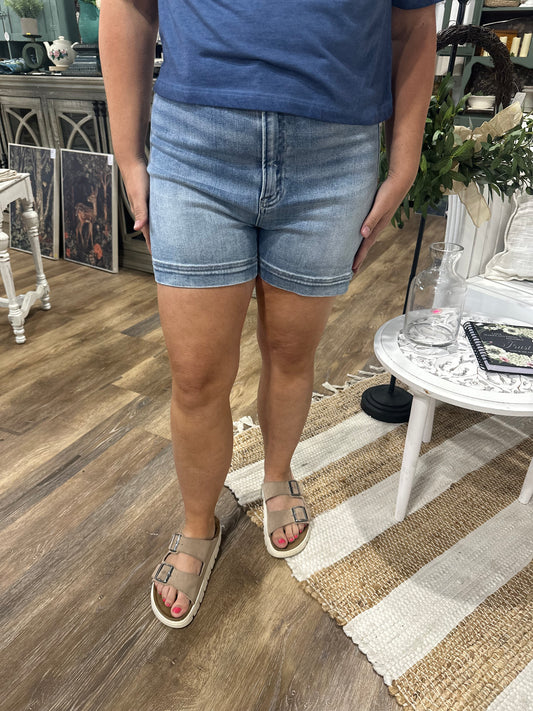 Welt Pocket Shorts