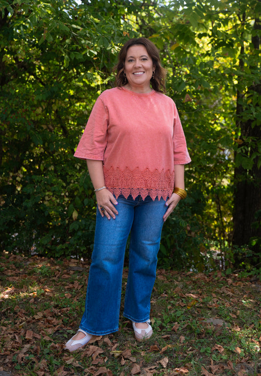 Ellie Beth Crop Jean