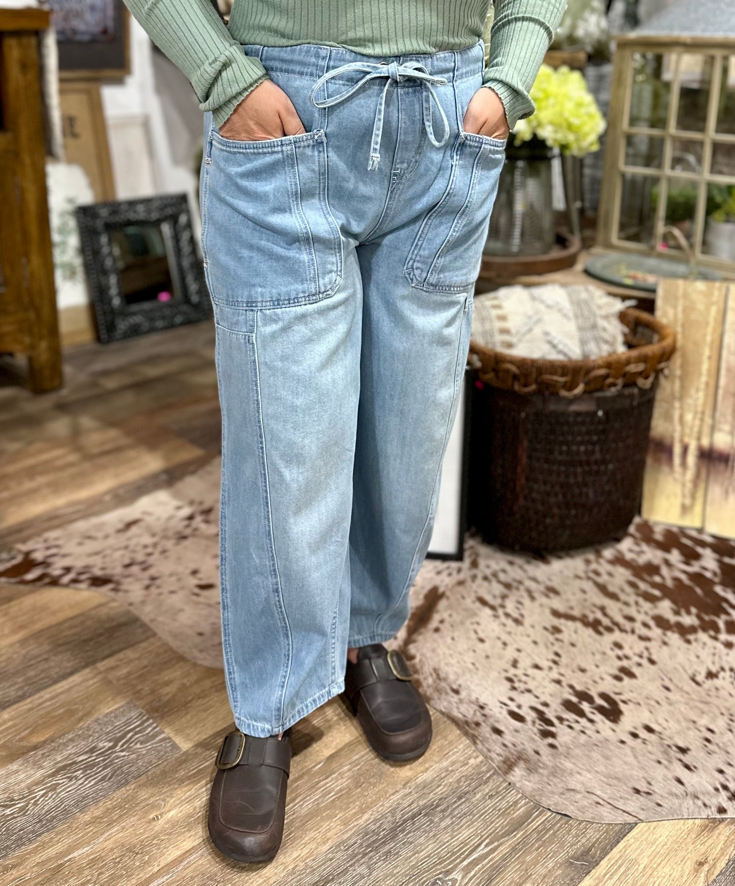 Denim Wide Legged Cropped Pants