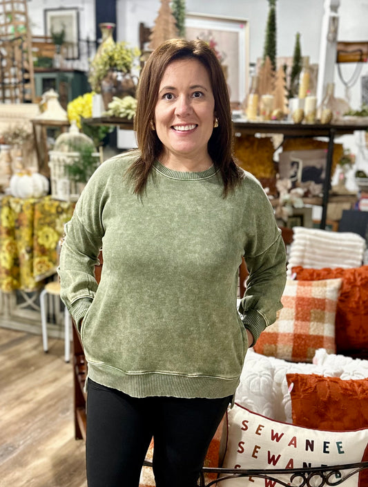 ACID WASH FLEECE HI-LOW HEM PULLOVER