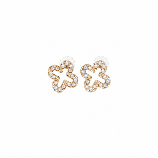 Clover Outline Pearl Studs