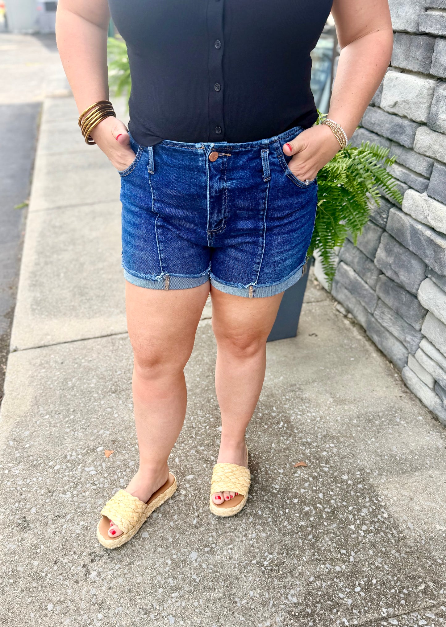 Slouchy Cuffed Shorts