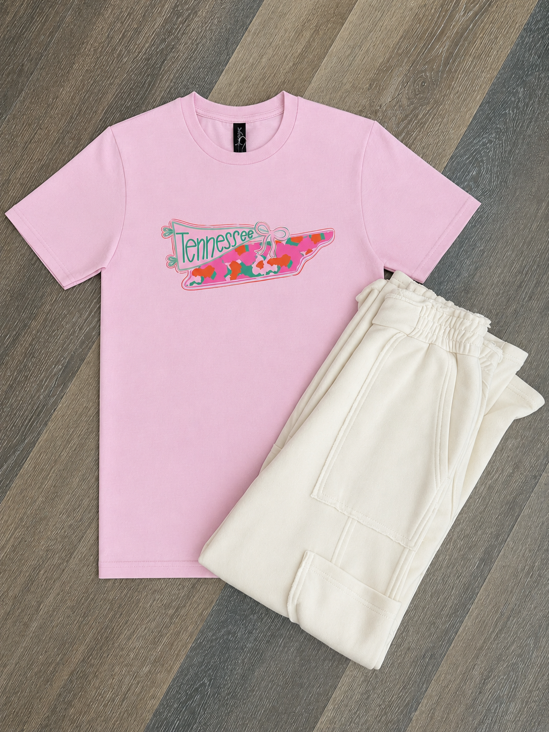State of TN graphic tee with colorful flowers