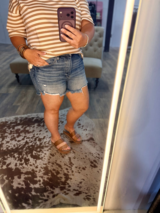 Risen mid length jean shorts 