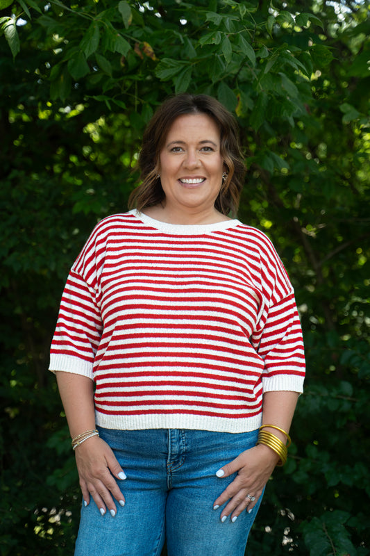 short sleeve sweater, red and white, transition
