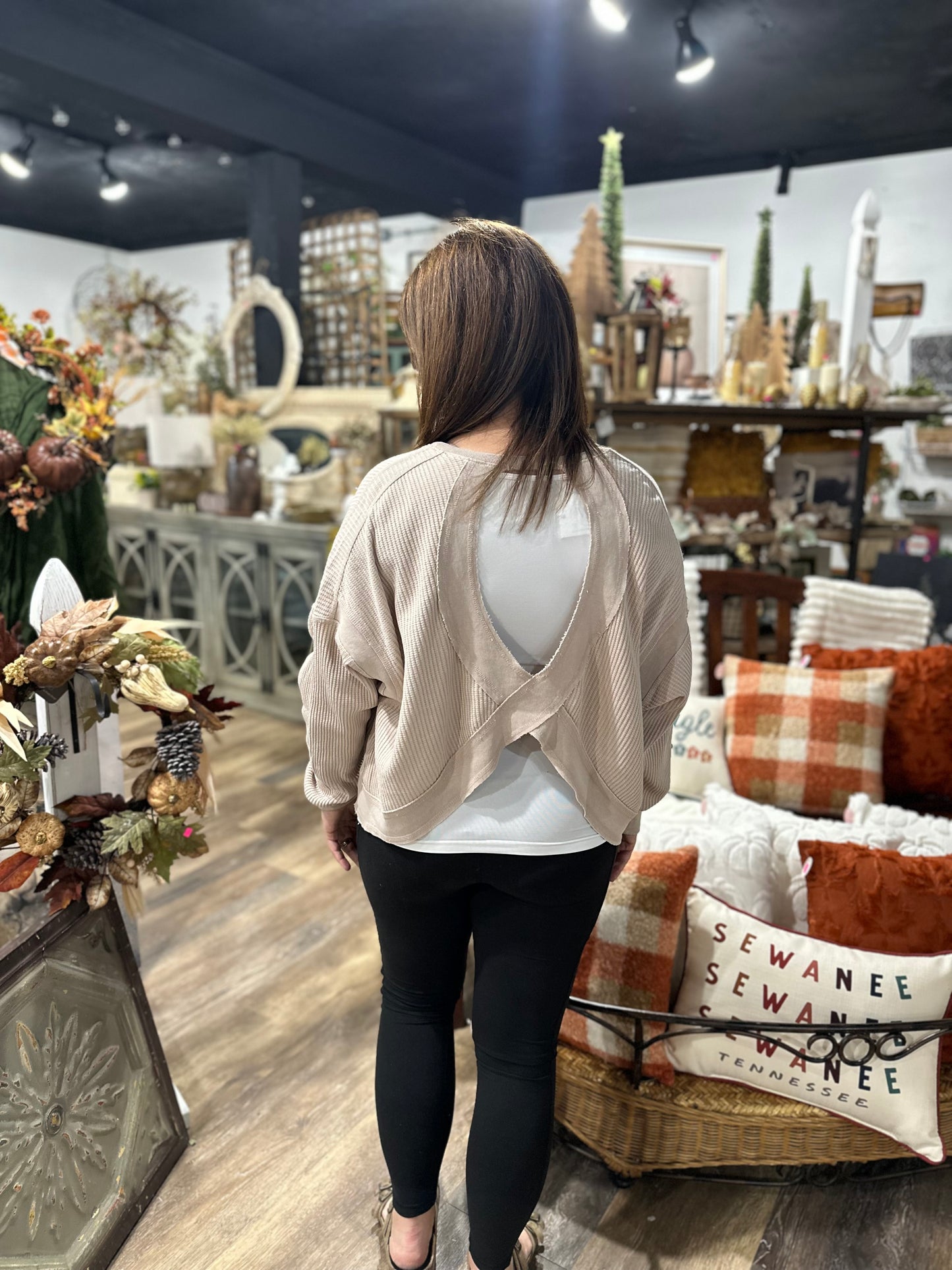 Chic Open Back Textured Knit Long Sleeve Top