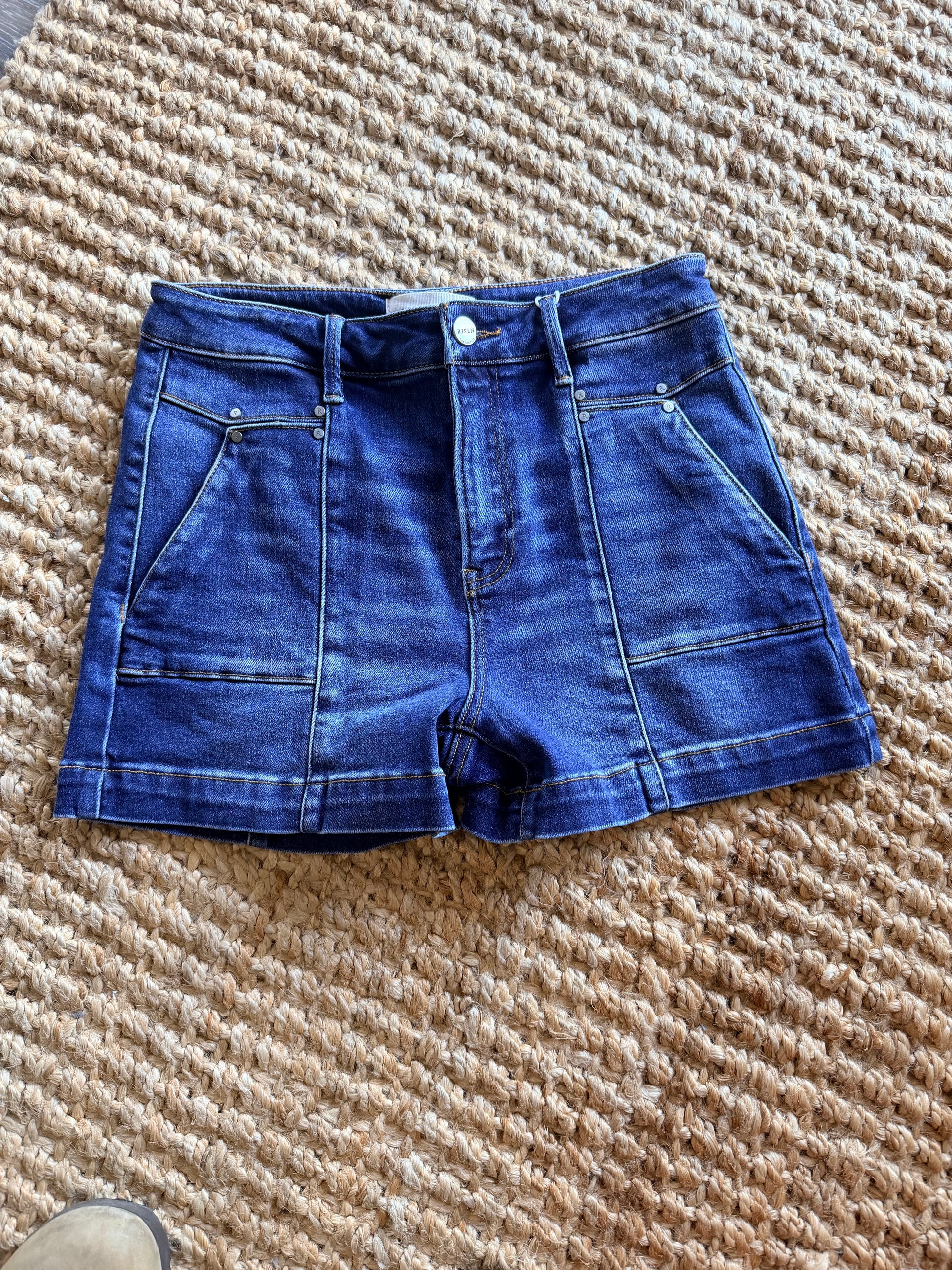 High rise dark front pocket shorts