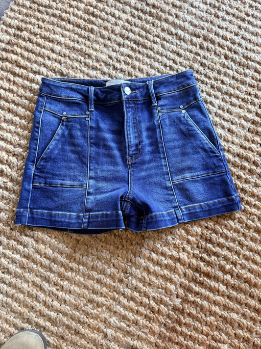High rise dark front pocket shorts