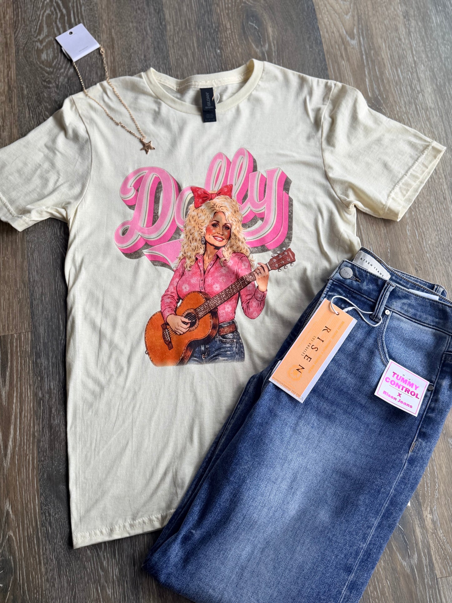 Dolly Guitar Tee