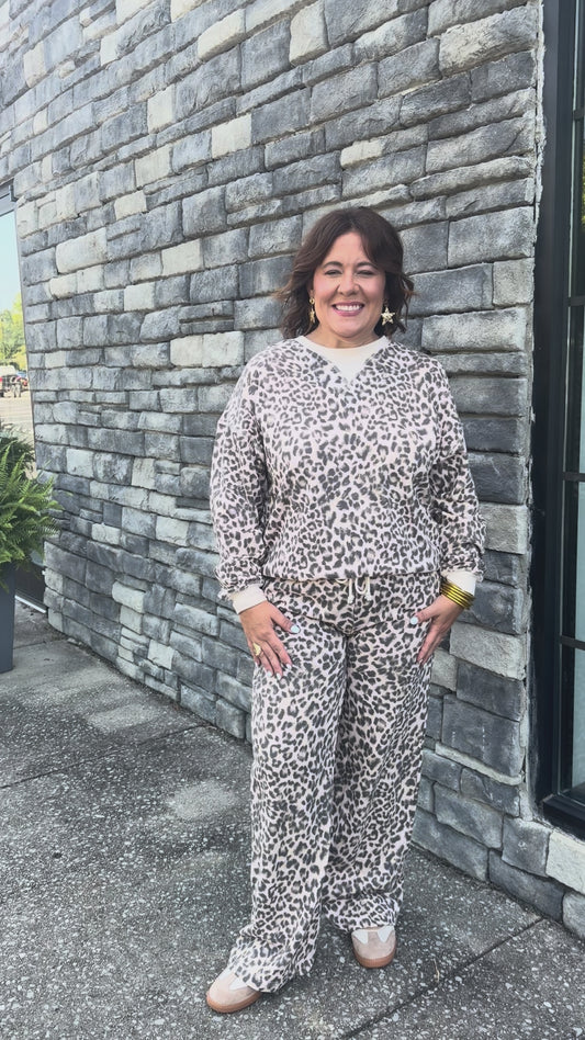 Lounging Leopard Set